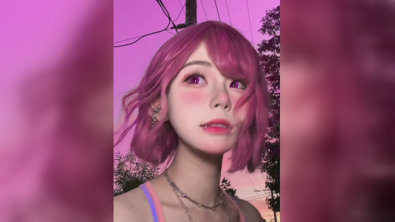 治愈系风景美景小姐姐粉红色夜晚时尚穿搭打扮粉色头发发色好看粉色美瞳紫色衣服小仙女啊太好看了吧