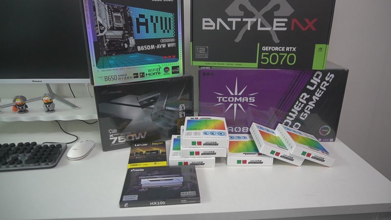 接下来登场的是普通人的最强装机答案，全部花在刀刃上，没有浪费